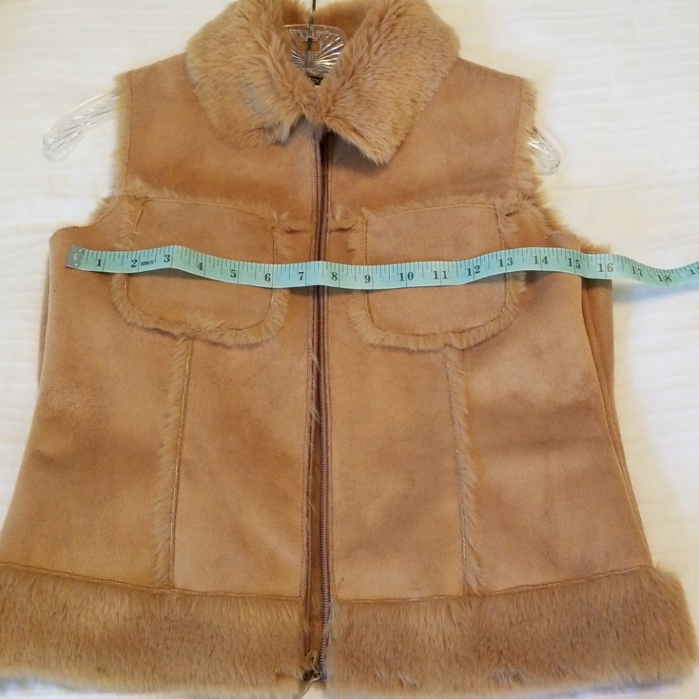 Bebe Vest - Picture 7 of 7